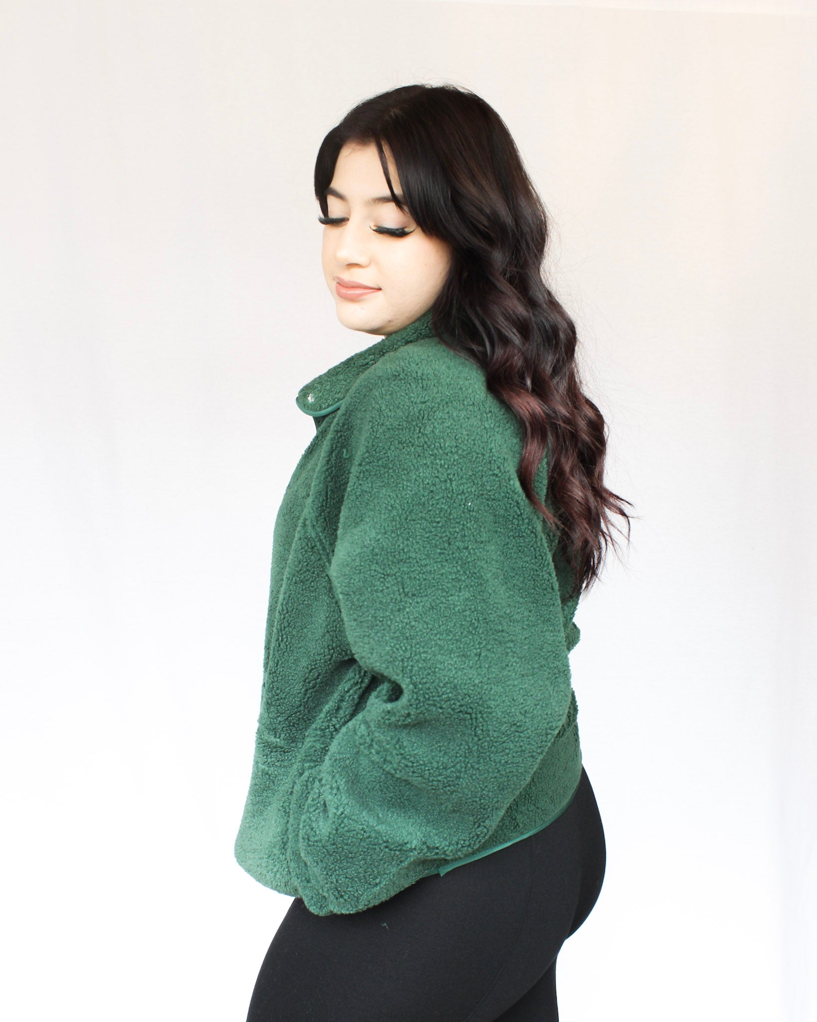 Fuzzy soft forest green button up jacket with two pockets and roll down collar