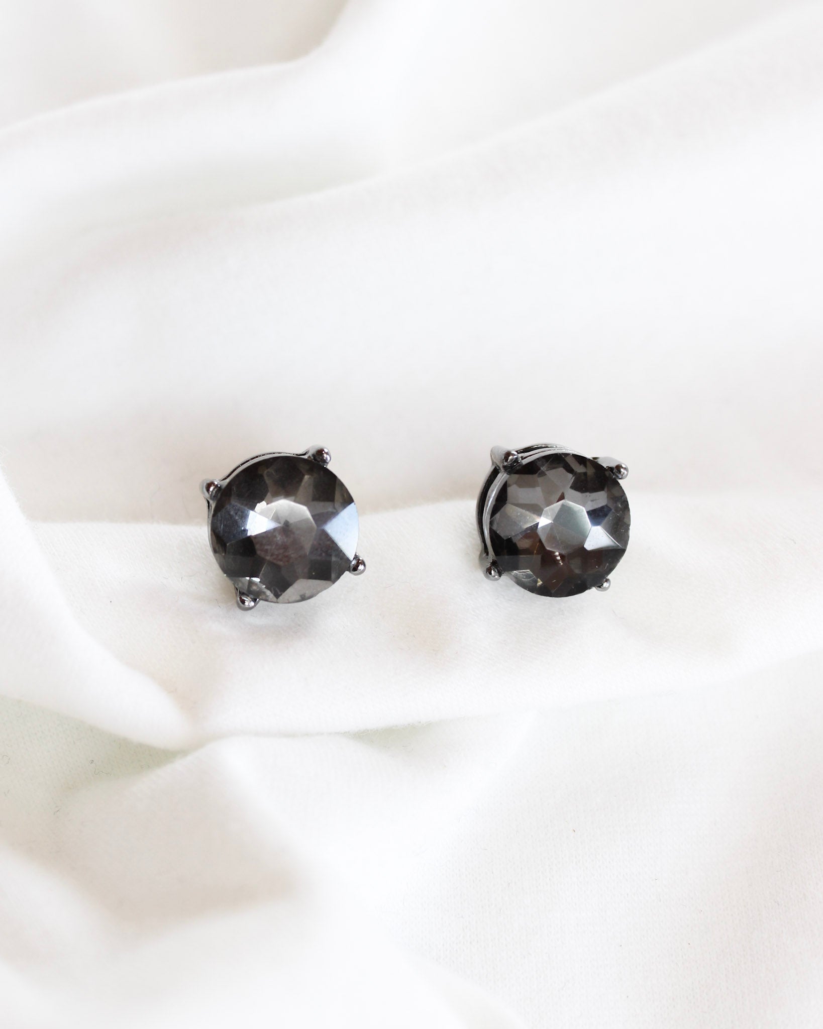 Small simple black gem stone earrings